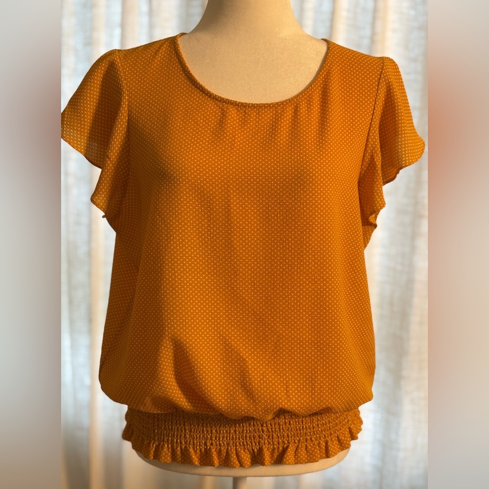 Yellow Gold Polka Dot Flutter Sleeve Blouse Size Medium